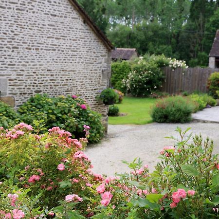 Chambre D'Hote Courtoux Saint-Denis-sur-Sarthon Exteriör bild